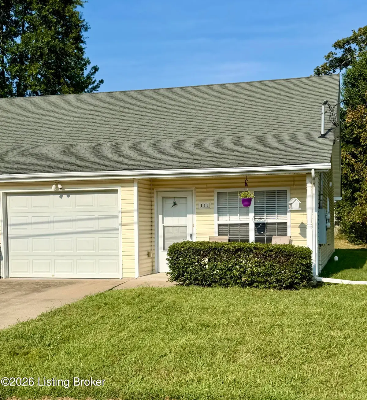 111 Clover Ct, Radcliff, KY 40160 - #1