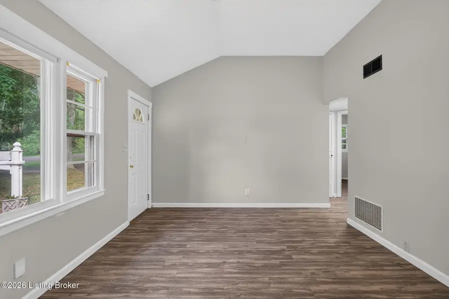 9221 Aristides Dr, Louisville, KY 40272 - #3