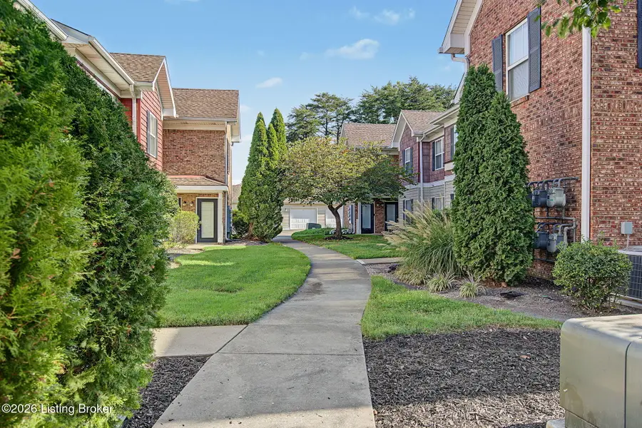 6517 Brook Bend Way #228, Louisville, KY 40229 - #3
