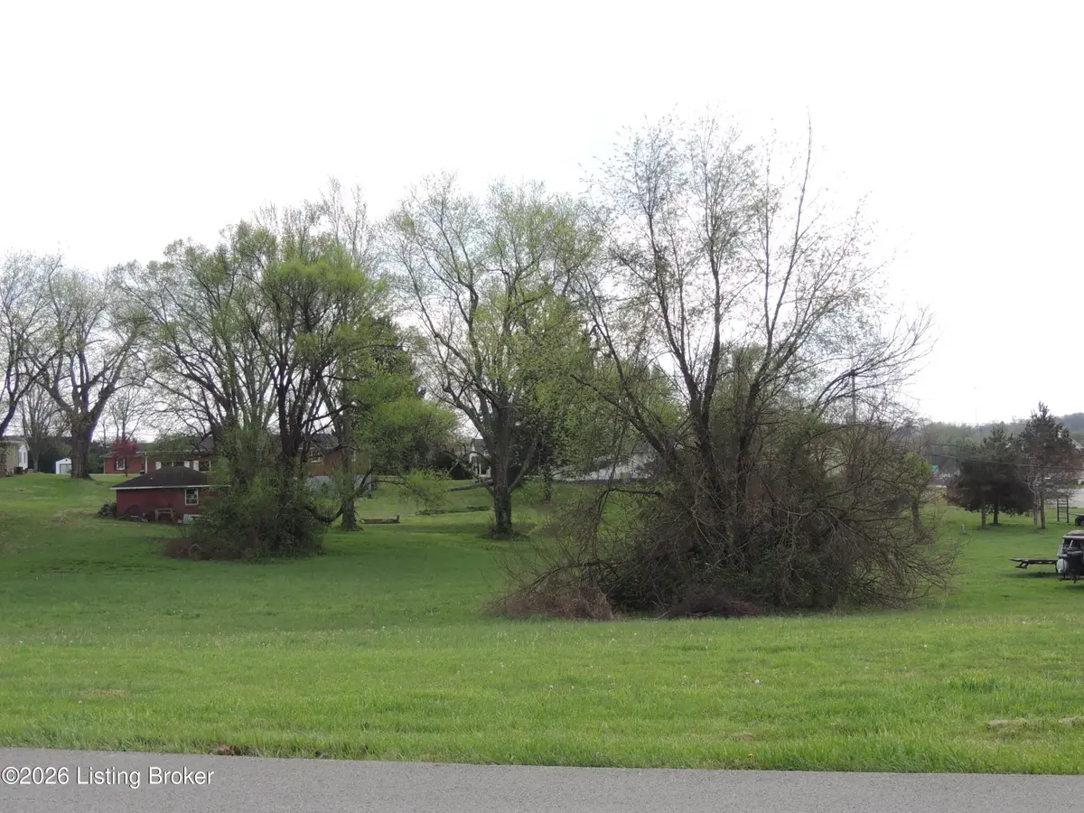 2201 Elmcrest Dr, Bardstown, KY 40004 - #1