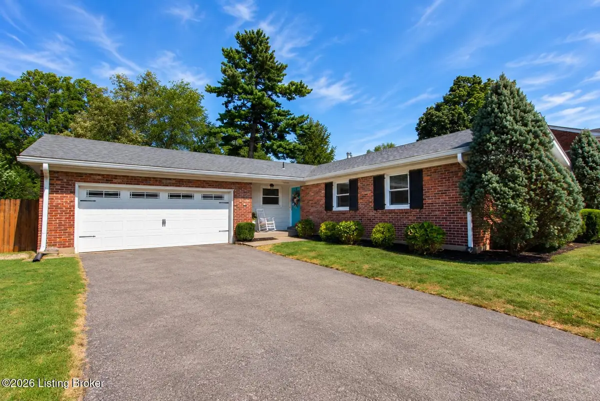 9009 Cardiff Rd, Louisville, KY 40242 - #1