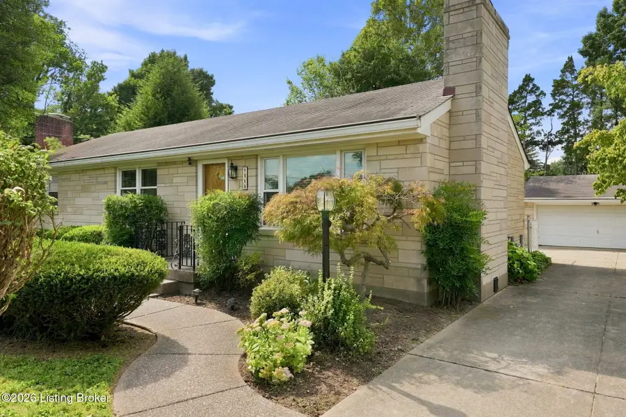 8418 Denise Dr, Louisville, KY 40219 - #3