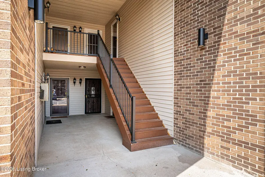 11909 Tazwell Dr #8, Louisville, KY 40245 - #2