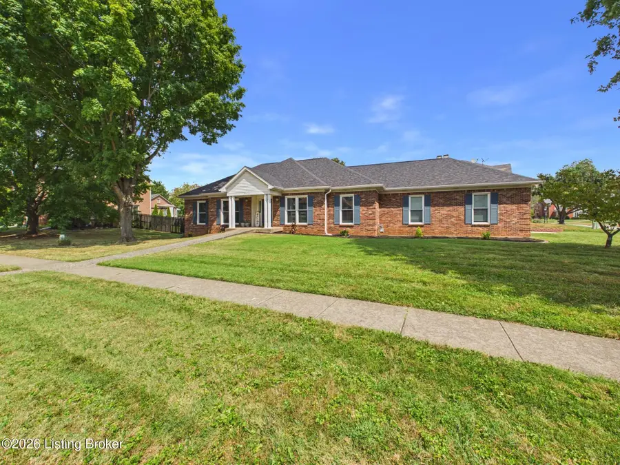 9411 Tamarisk Pkwy, Louisville, KY 40223 - #2