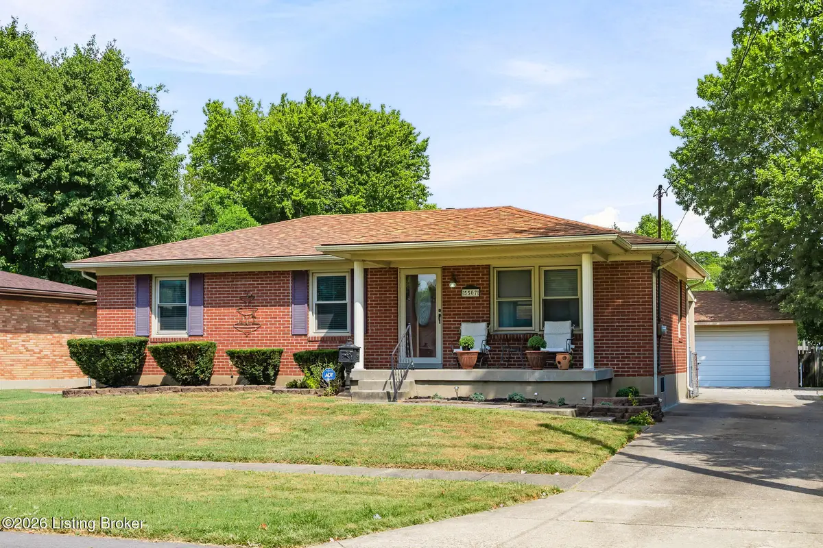 5507 Chestnutwood Way, Louisville, KY 40272 - #1