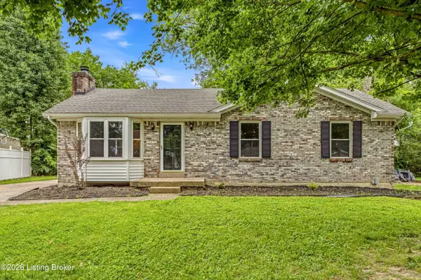 107 Buttercup Rd, Louisville, KY 40218