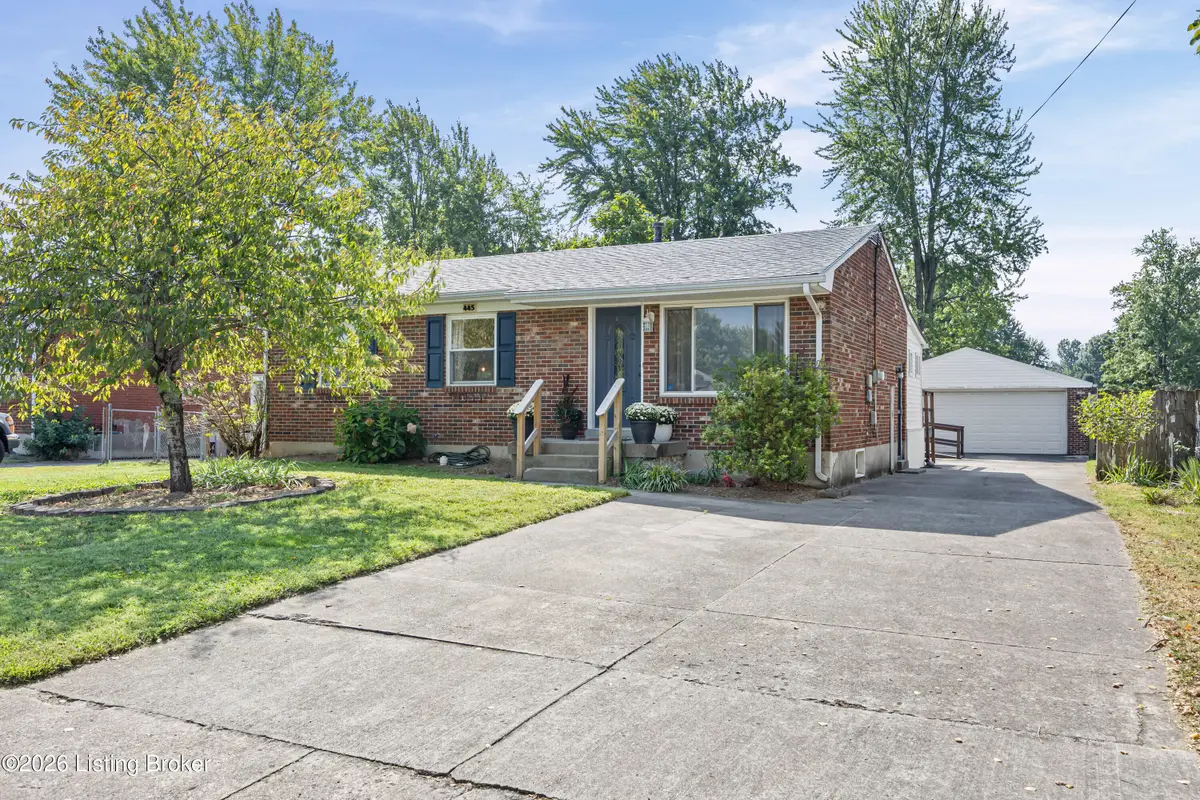 445 Prairie Dr, Louisville, KY 40229 - #1