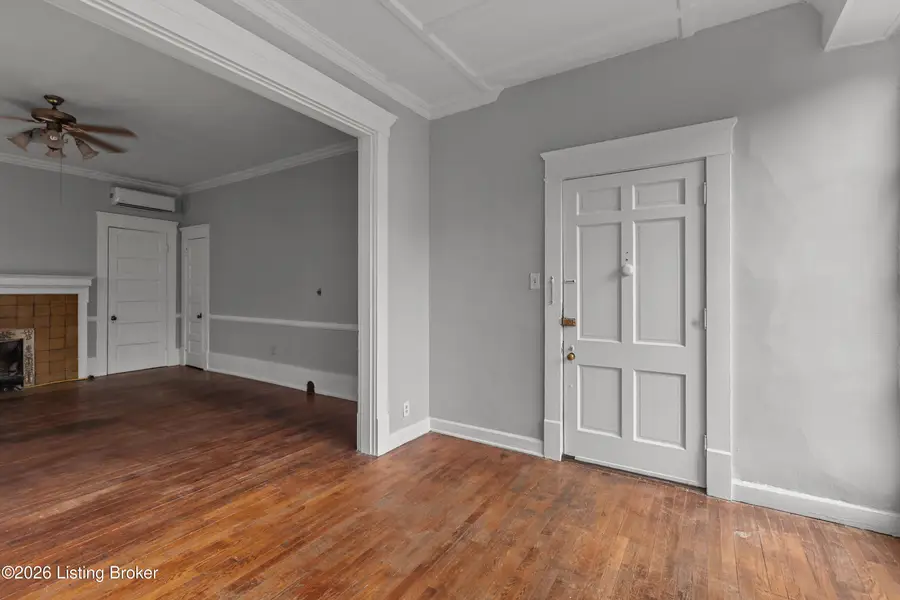 514 Wapping St, Frankfort, KY 40601 - #3