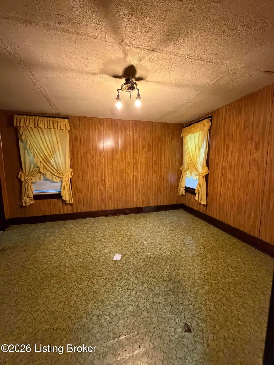 2120 Hale Ave, Louisville, KY 40210 - #3