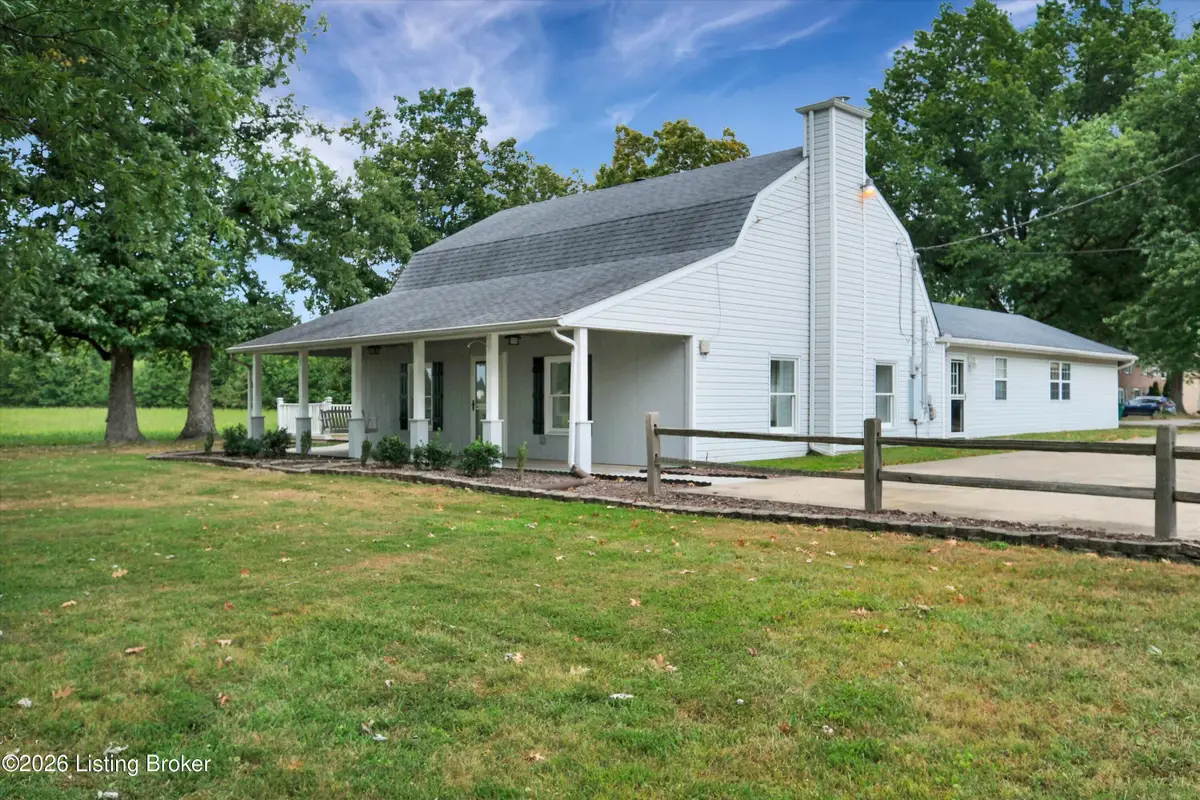 8201 Damascus Rd, Louisville, KY 40228 - #1