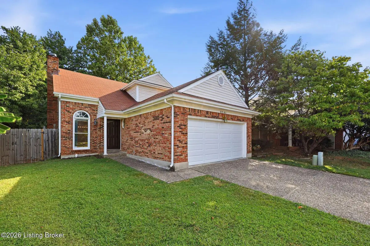 3201 Dewdrop Ct, Louisville, KY 40220 - #1