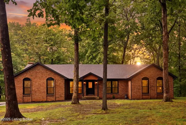 360 Rockwood Ln, Mt Washington, KY 40047