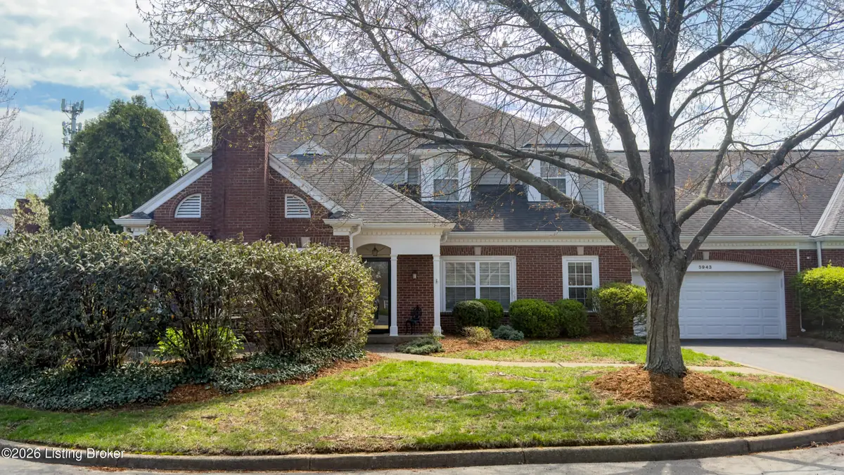 5943 Ashwood Bluff Dr, Louisville, KY 40207 - #1