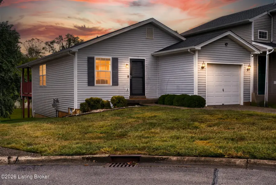 4429 Baygarden Ct, Louisville, KY 40245 - #2