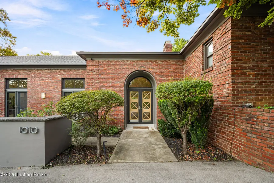 1010 Alta Cir, Louisville, KY 40205 - #3