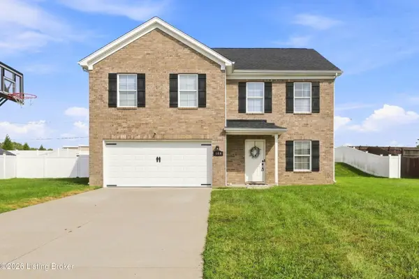146 Spring Lake Ln, Louisville, KY 40229