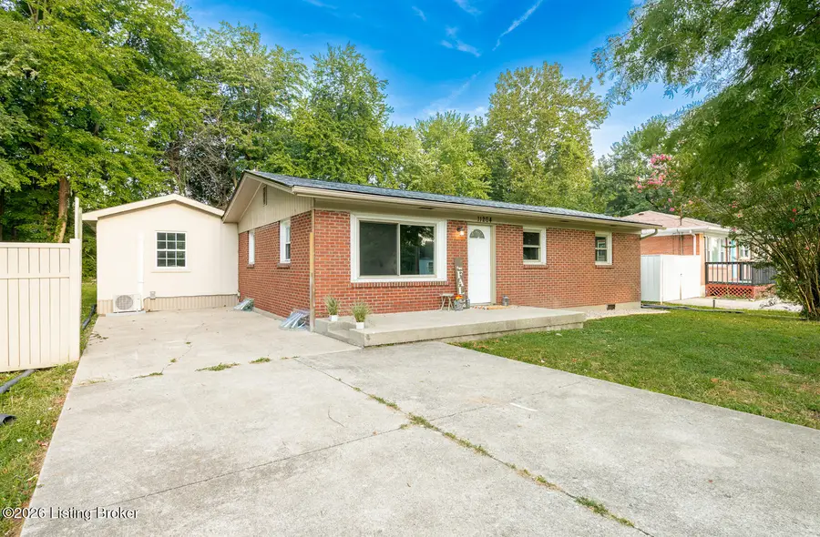 11204 Blue Lick Rd, Louisville, KY 40229 - #2