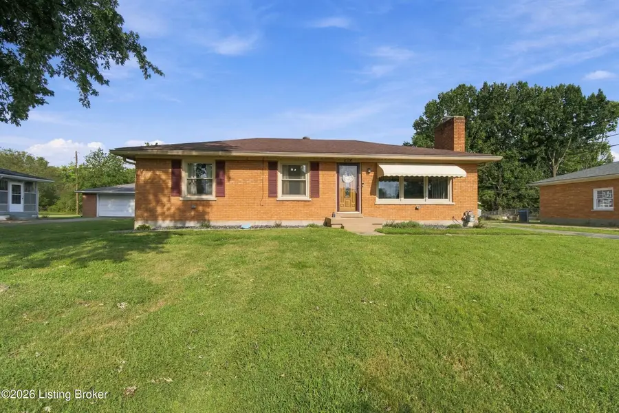 10005 Northridge Dr, Louisville, KY 40272 - #2
