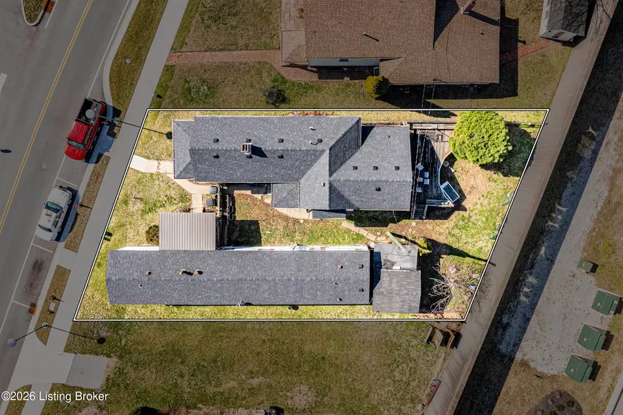 427 E Riverside Dr, Clarksville, IN 47129 - #3