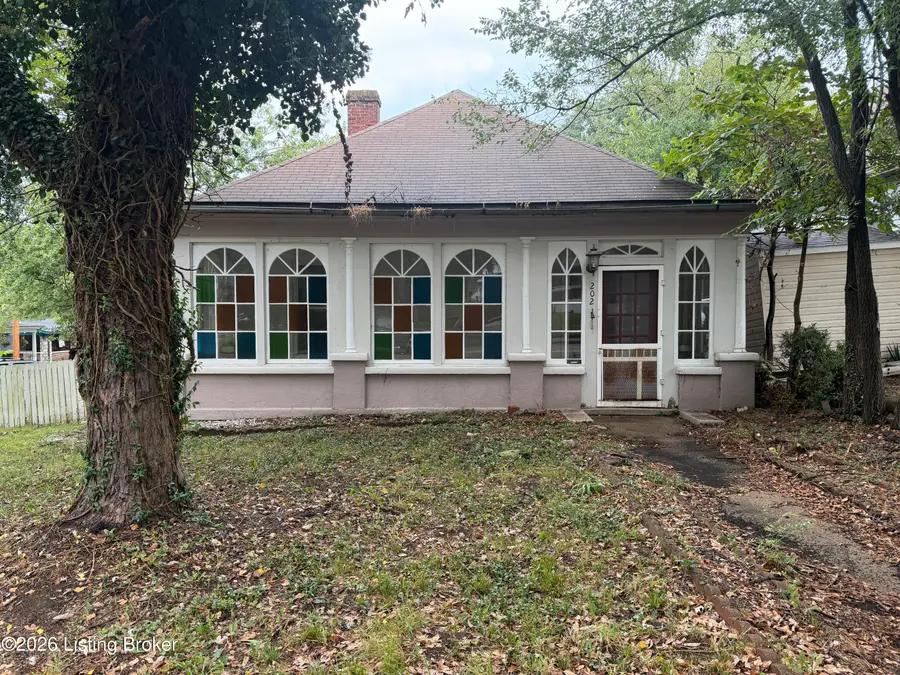 202 E Todd St, Frankfort, KY 40601 - #2
