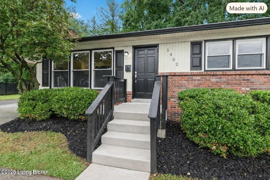 1402 Cloverhills Dr, Louisville, KY 40216 - #2
