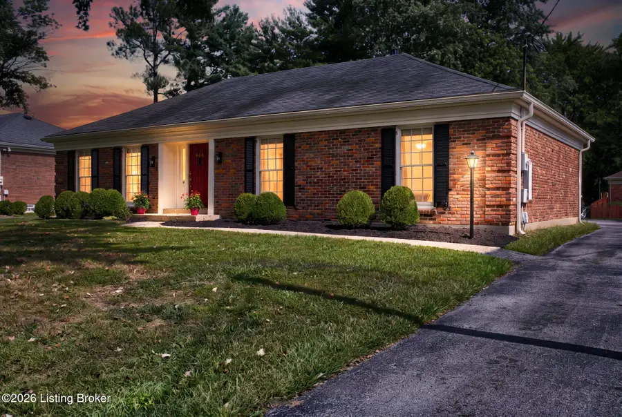 225 Moser Rd, Louisville, KY 40223 - #3