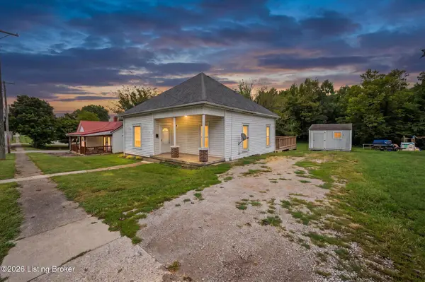 247 Elm St, Eminence, KY 40019