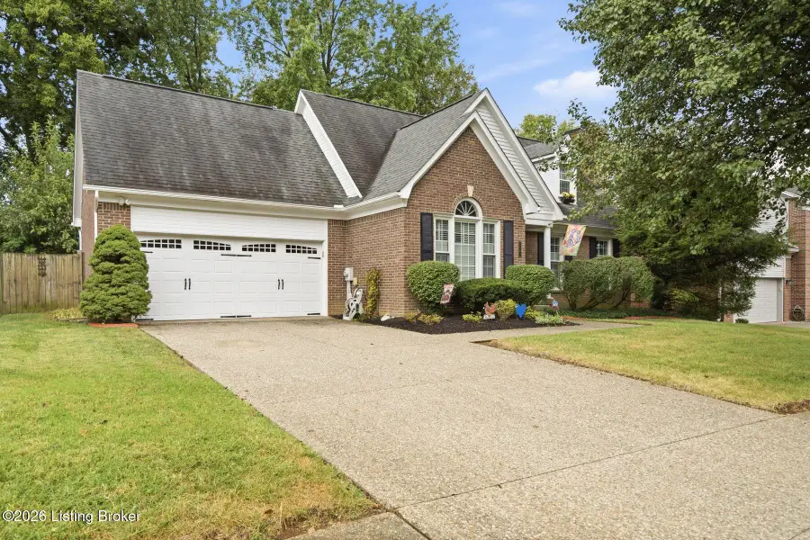 3521 Westwood Farms Dr, Louisville, KY 40220 - #2