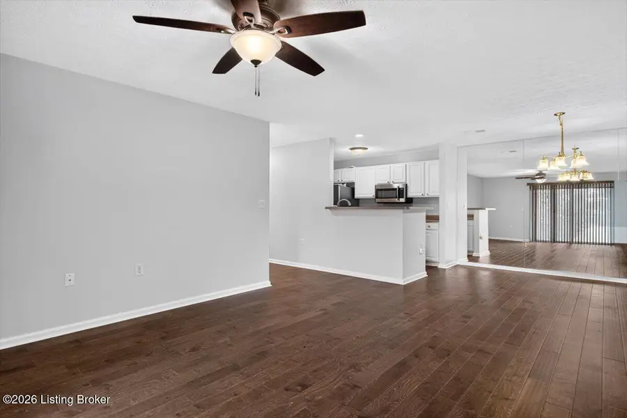 5301 Pacer Ln #APT 102, Louisville, KY 40241 - #3