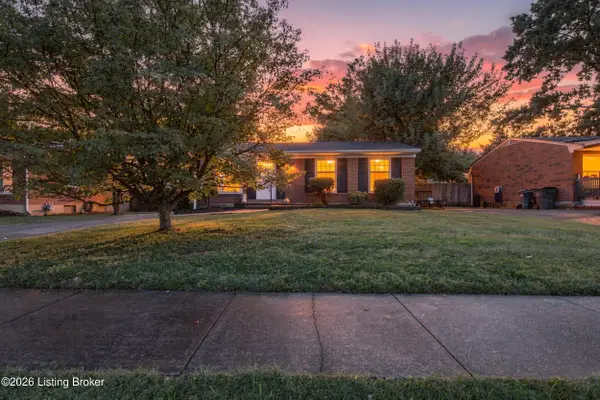 2516 Tregaron Ave, Jeffersontown, KY 40299