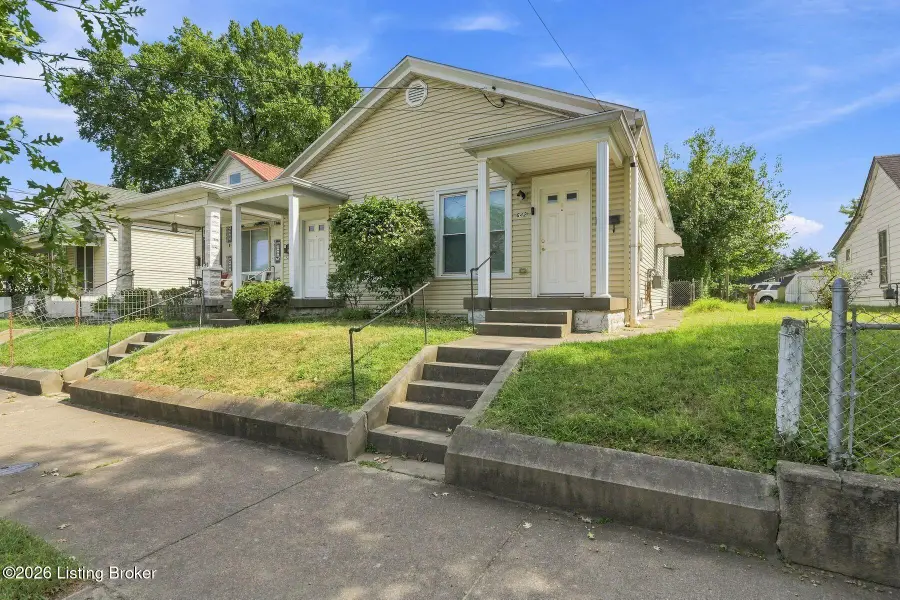 642 & 644 Atwood St, Louisville, KY 40217 - #2