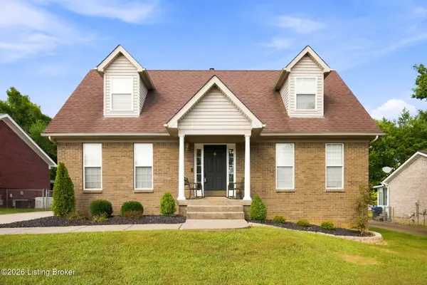 121 Holly Hills Dr, Louisville, KY 40118