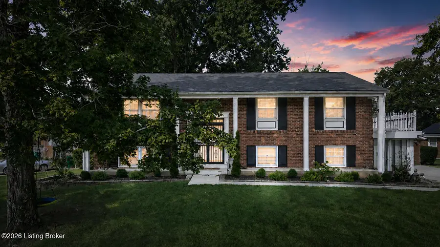 6516 Hollow Tree Rd, Louisville, KY 40228 - #2