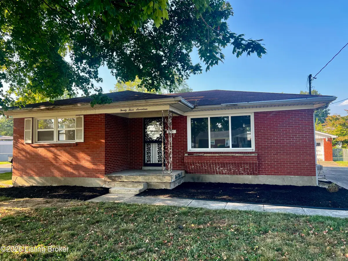 2317 Mary Catherine Dr, Louisville, KY 40216 - #1