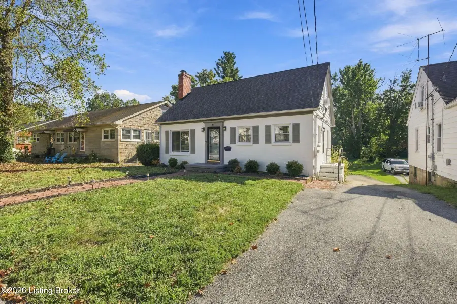 107 Beechwood Ave, Shelbyville, KY 40065 - #3
