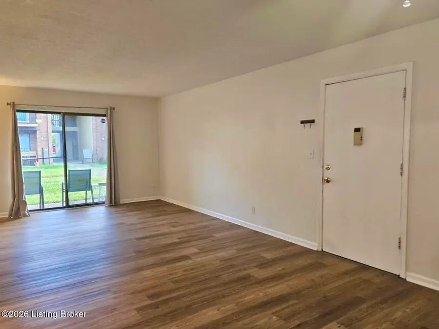 7008 Wildwood Cir #58, Louisville, KY 40291 - #2