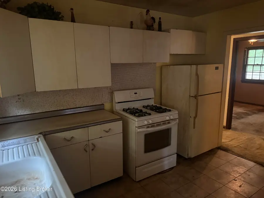 3709 Penway Ave, Louisville, KY 40211 - #3
