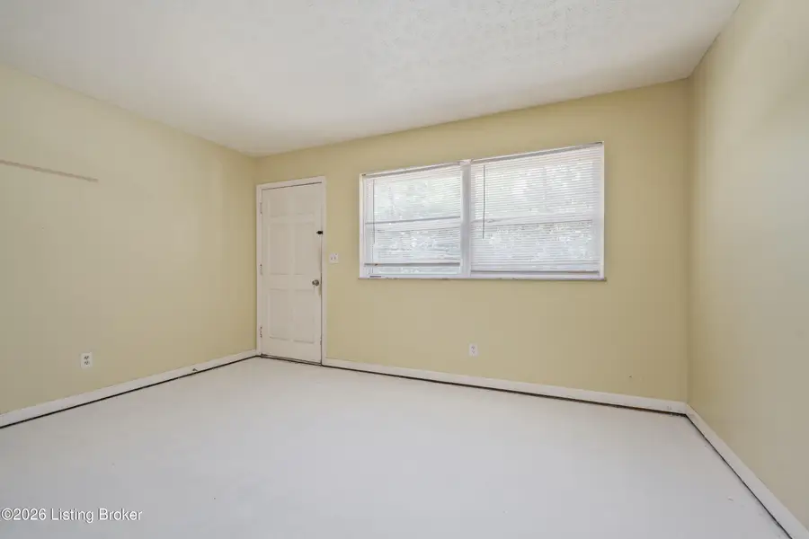 914 N Clark Blvd, Clarksville, IN 47129 - #3