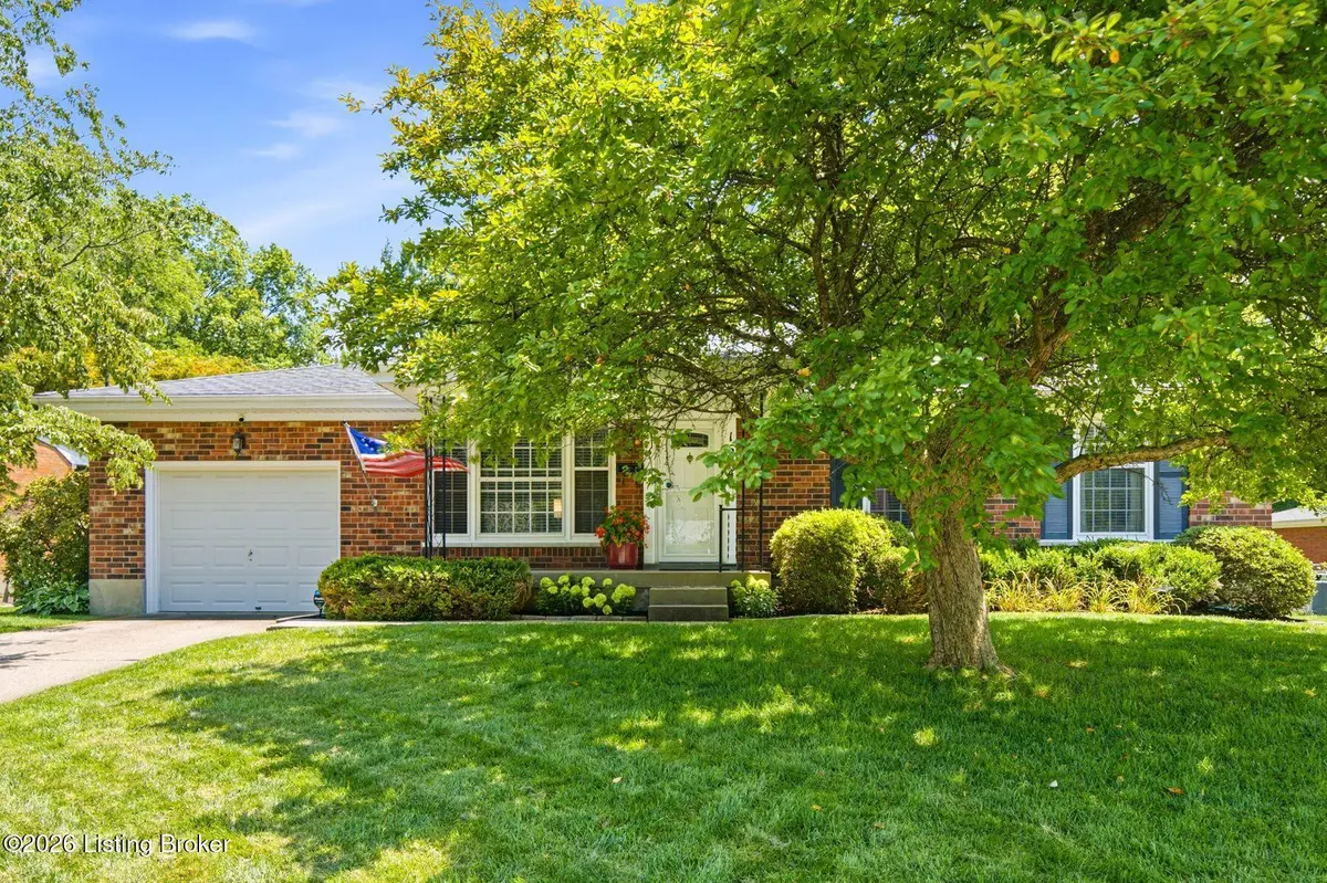 1604 Marne Ct, Louisville, KY 40242 - #1