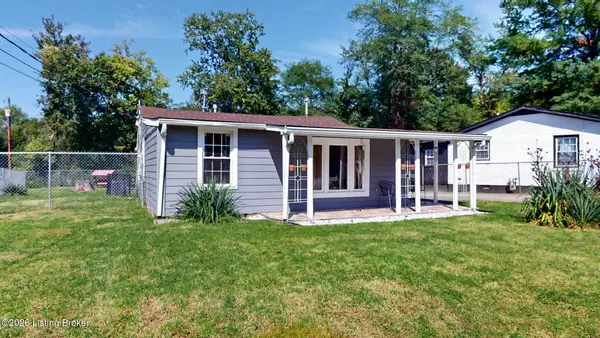 4618 E Overbrook Dr, Louisville, KY 40216