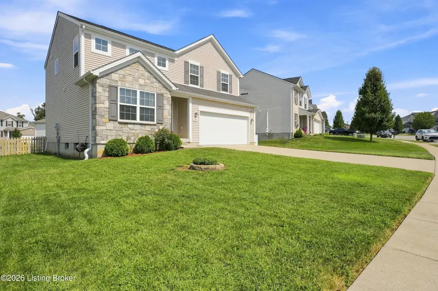 284 Saint Regis Dr, Shelbyville, KY 40065 - #3