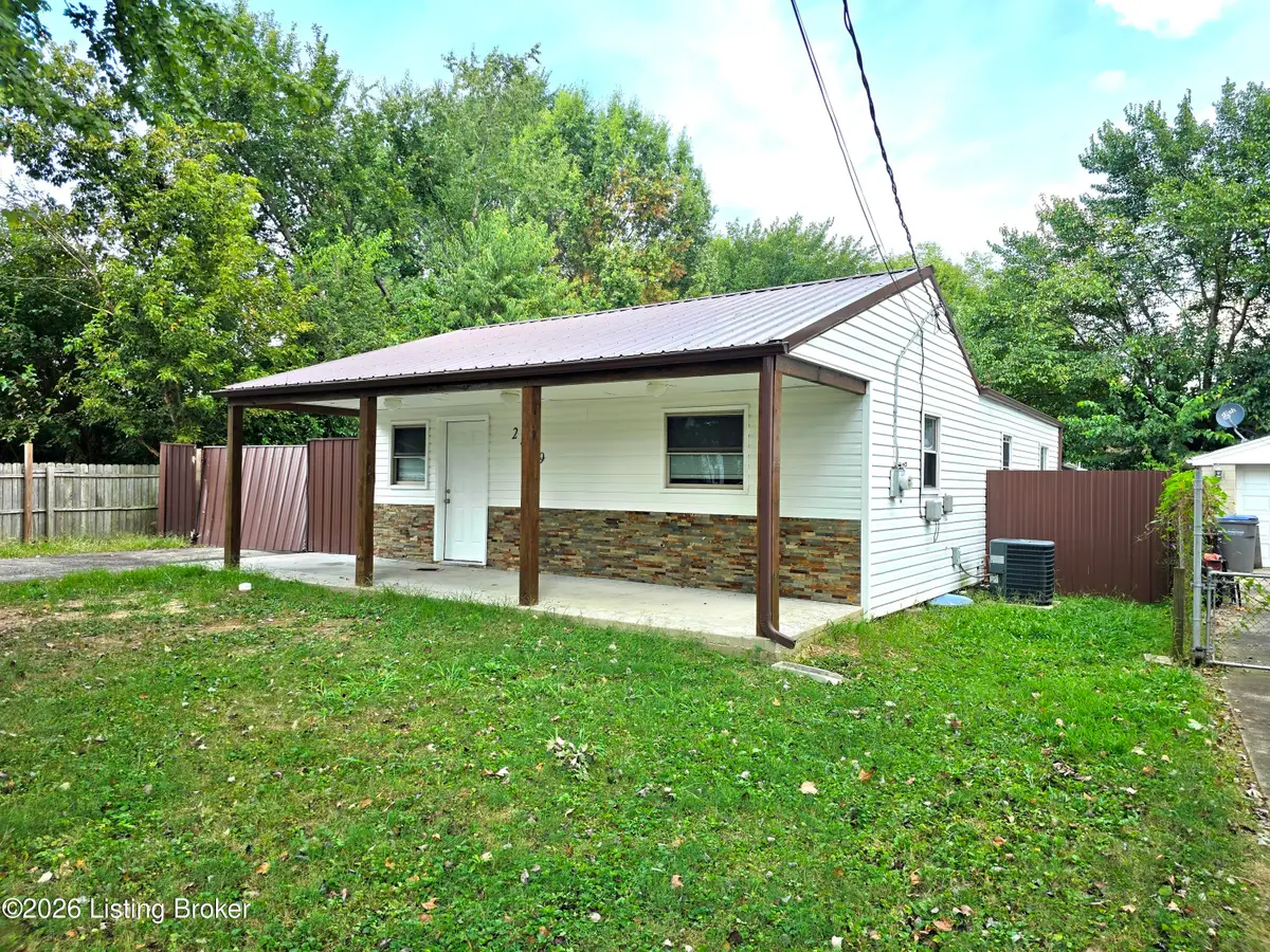 2419 Helen Ave, Louisville, KY 40216 - #1