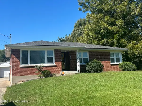 10508 Torrington Rd, Louisville, KY 40272