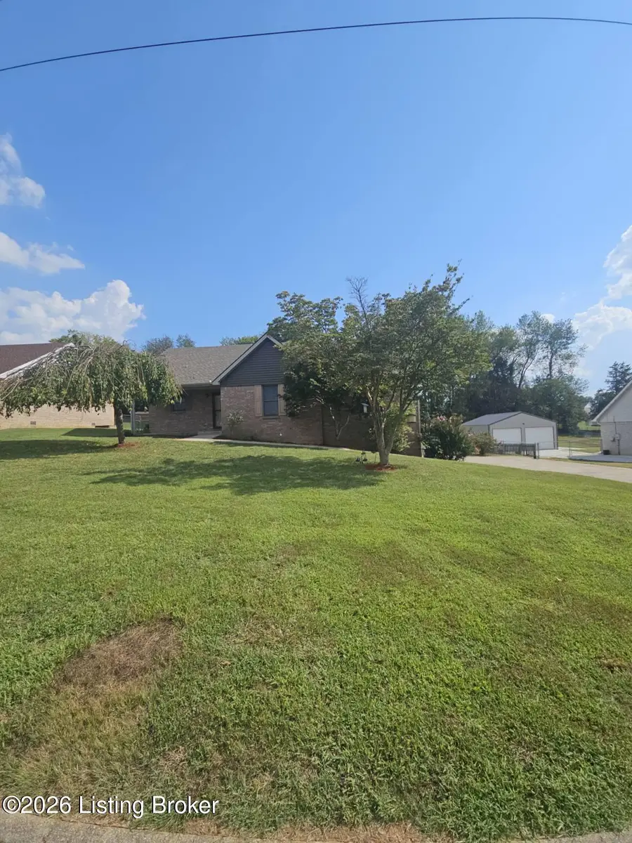 323 Oakview Dr, Somerset, KY 42503 - #2