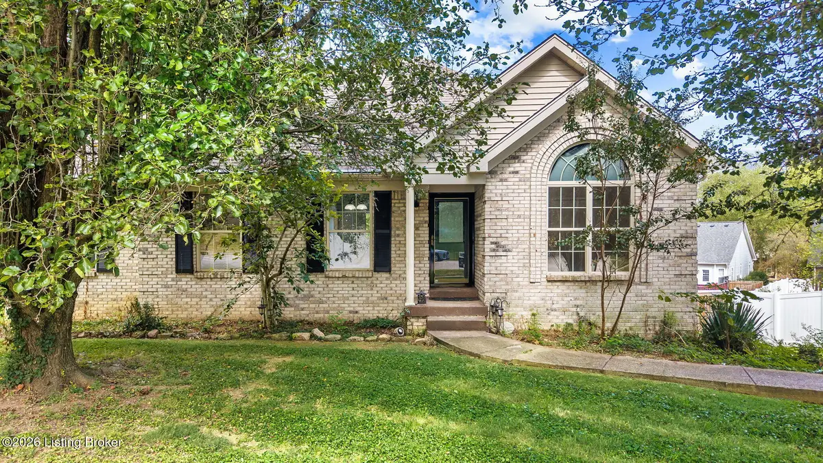 805 Auburn Oaks Dr, Louisville, KY 40214 - #1