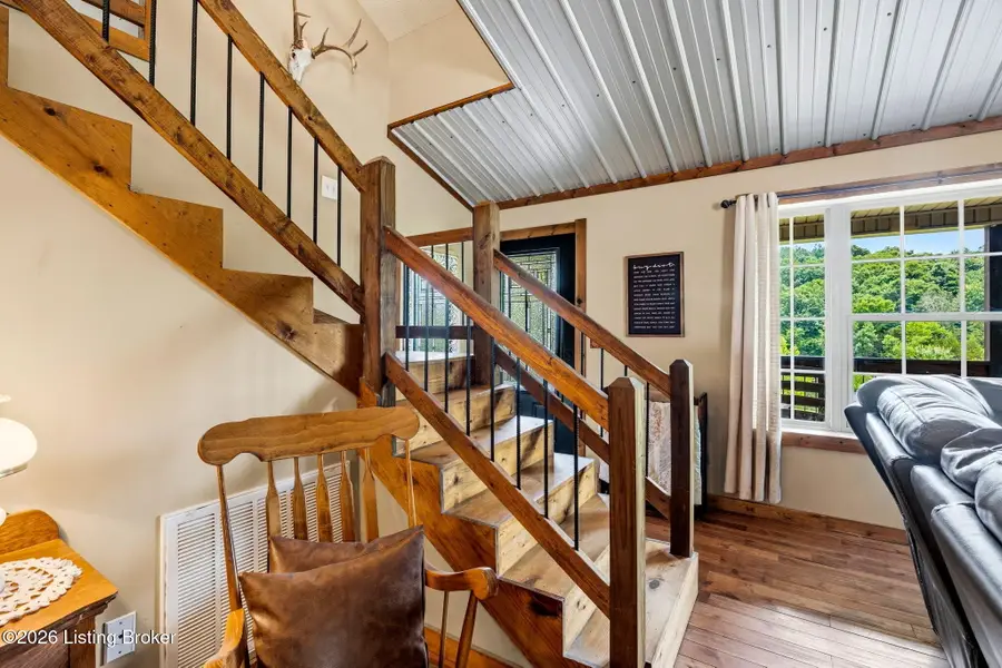 505 Brewster Rd, Summer Shade, KY 42166 - #3