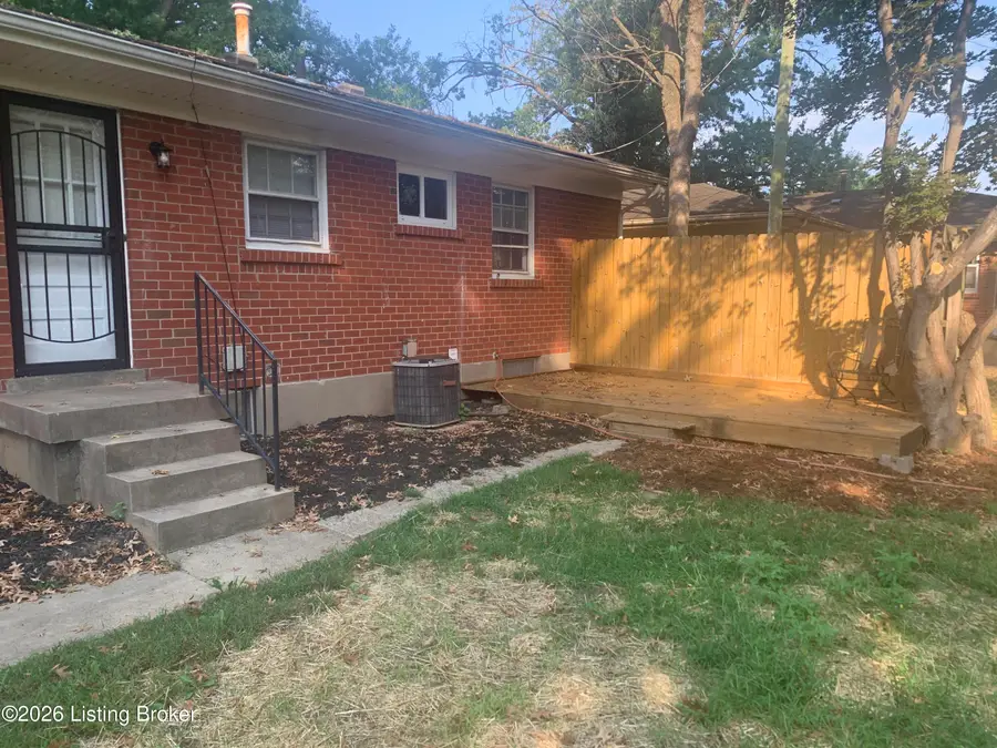 3805 Jupiter Rd, Louisville, KY 40218 - #3