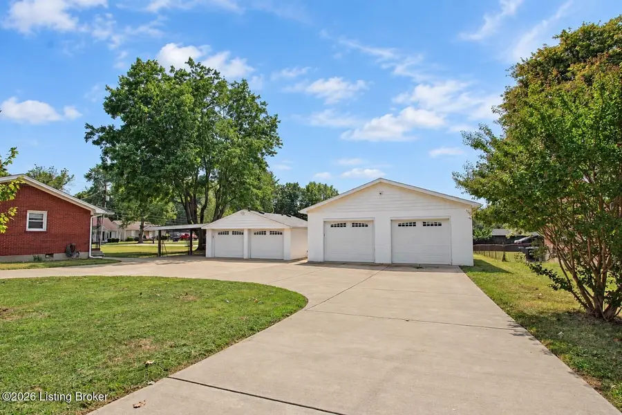 2300 Parkwood Rd, Louisville, KY 40214 - #2