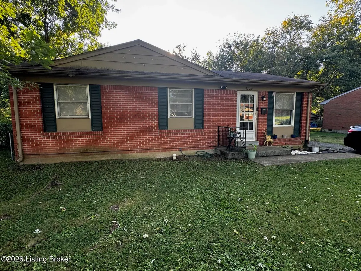 9720 Titan Dr, Louisville, KY 40229 - #1