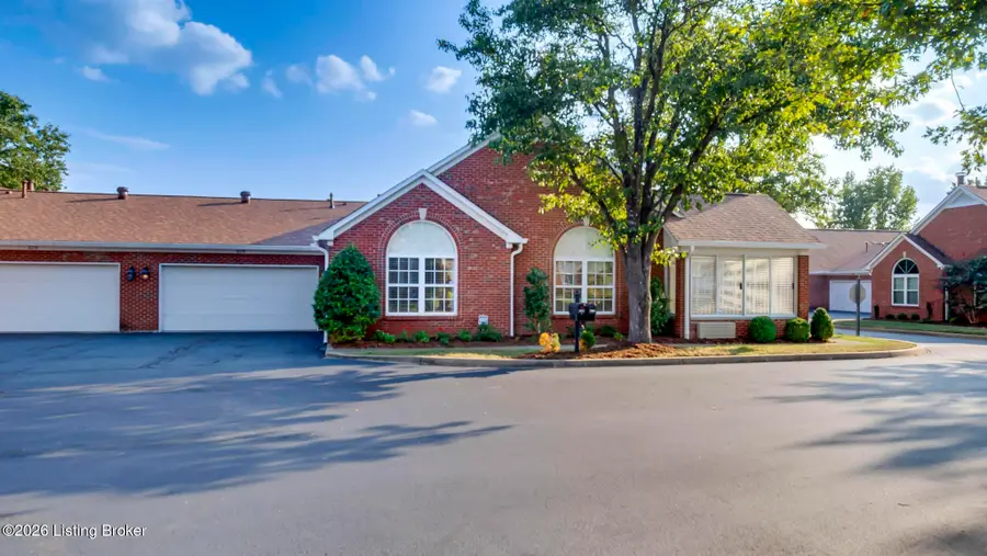 8228 St Andrews Village Dr, Louisville, KY 40241 - #2
